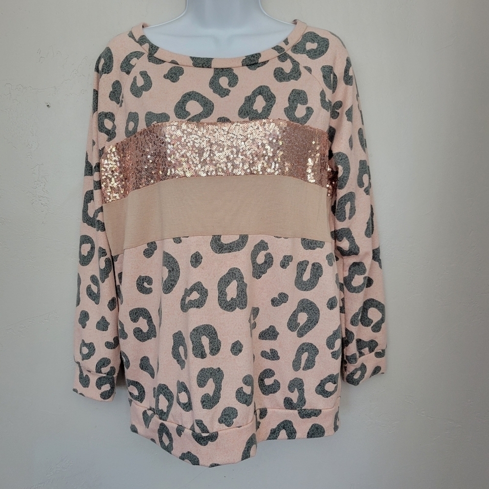 Bibi Women's Small Light Pink Grey Leopard Print Long Sleeve Rose Gold Sequin